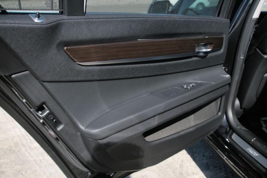  BMW 750iL 2009 года  (фото 13 из 30)